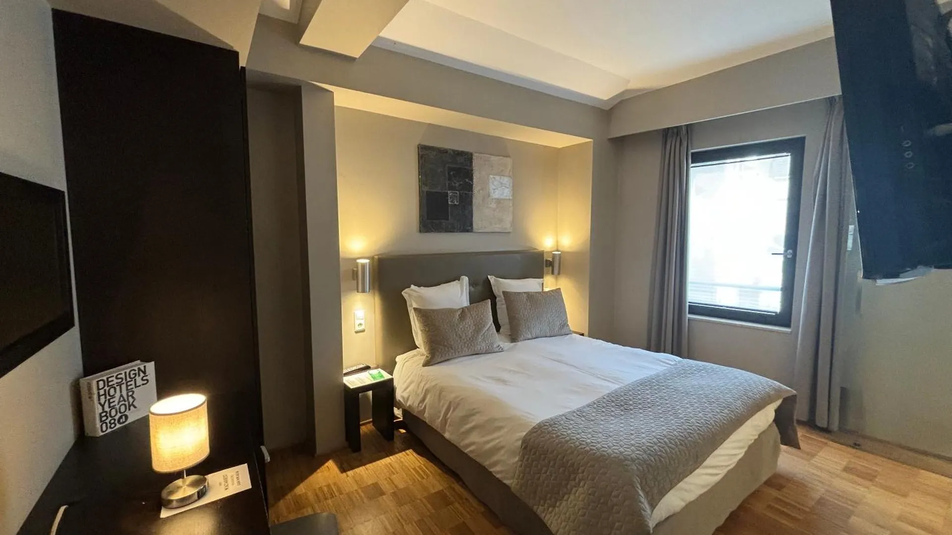 Hotel Mia Zia Belvaux 3*,